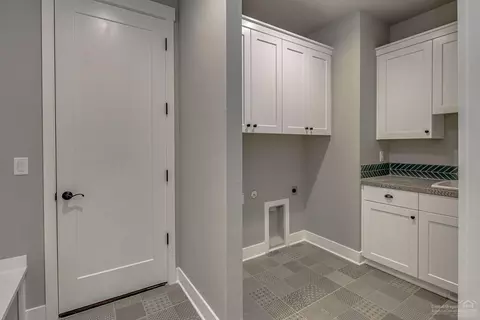 60874 SW Headwaters Loop, Bend, OR 97702 photo 13