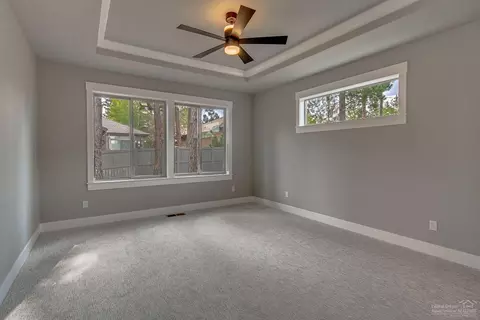60874 SW Headwaters Loop, Bend, OR 97702 photo 15