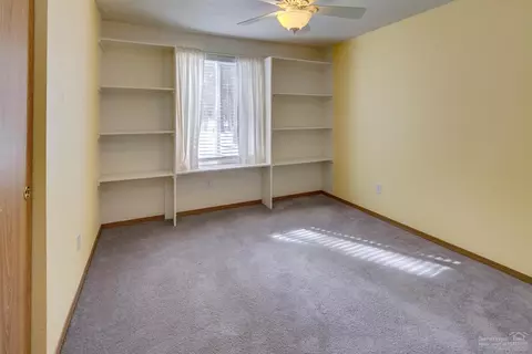 56056 Remington Dr, Bend, OR 97707 photo 17