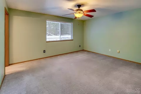 56056 Remington Dr, Bend, OR 97707 photo 14