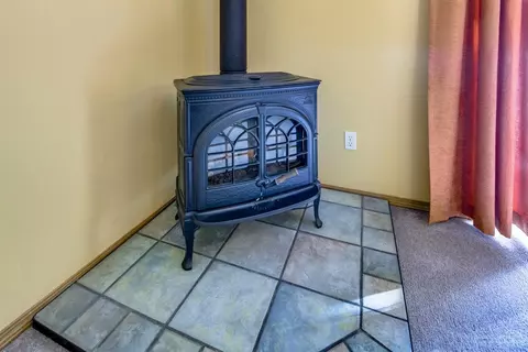 56056 Remington Dr, Bend, OR 97707 photo 5