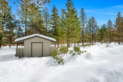20650 Coventry Cir, Bend, OR 97702 photo 21