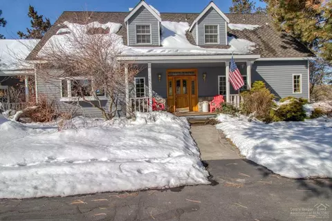 67450 Cloverdale Rd, Bend, OR 97703 photo 6