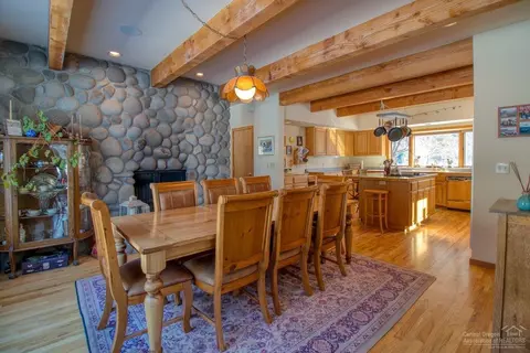 67450 Cloverdale Rd, Bend, OR 97703 photo 14