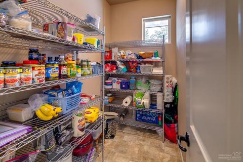 63429 Stacy Ln, Bend, OR 97701 photo 13