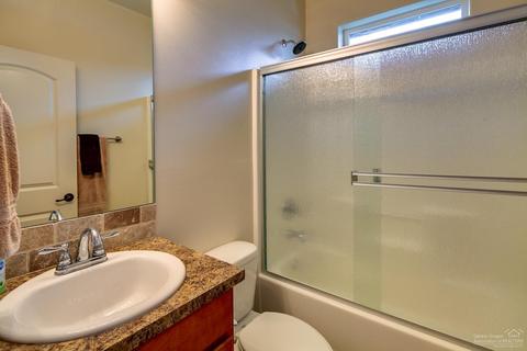 63429 Stacy Ln, Bend, OR 97701 photo 19