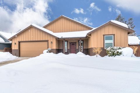 63429 Stacy Ln, Bend, OR 97701 photo 3