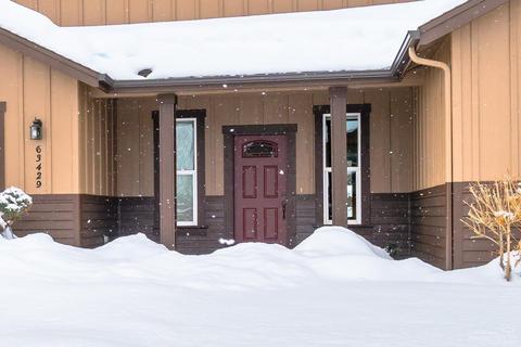 63429 Stacy Ln, Bend, OR 97701 photo 4