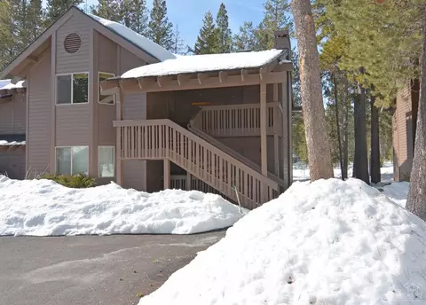57369 Beaver Ridge Loop, Sunriver, OR 97707 photo 2