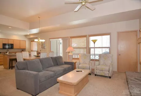 57369 Beaver Ridge Loop, Sunriver, OR 97707 photo 6