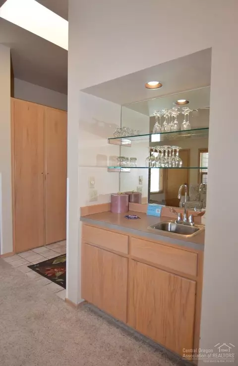 57369 Beaver Ridge Loop, Sunriver, OR 97707 photo 10