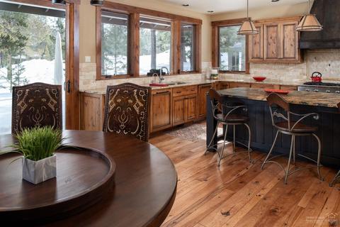 57700 Vine Maple, Sunriver, OR 97707 photo 5