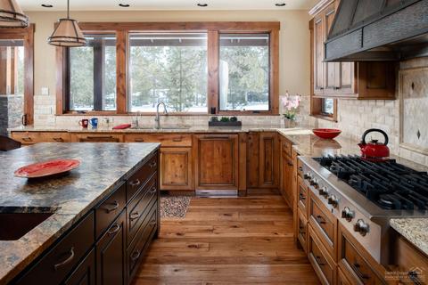 57700 Vine Maple, Sunriver, OR 97707 photo 7