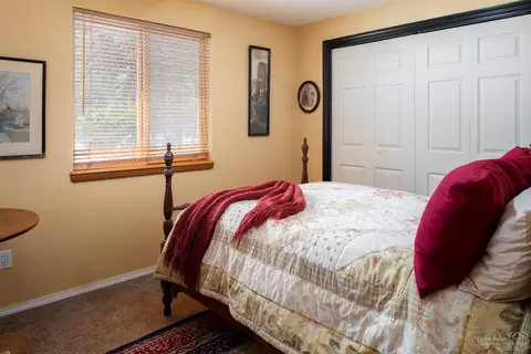 17325 Canvasback Dr, Bend, OR 97707 photo 9