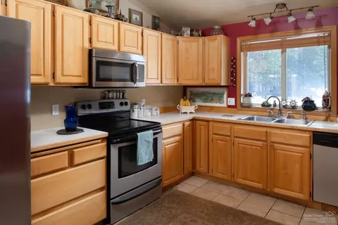 17325 Canvasback Dr, Bend, OR 97707 photo 5