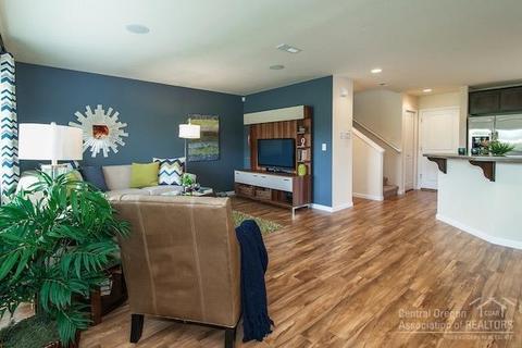 20562 SE Cameron Ave, Bend, OR 97702 photo 13