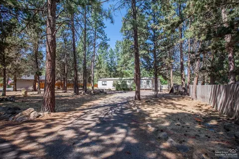 19940 Windflower Way, Bend, OR 97702 photo 1