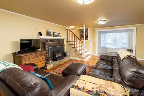 40 SE Taft Ave, Bend, OR 97702 photo 3