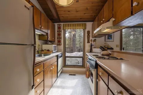 56874 Trapper Ln, Sunriver, OR 97707 photo 13