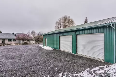 63032 Terry Dr, Bend, OR 97701 photo 24