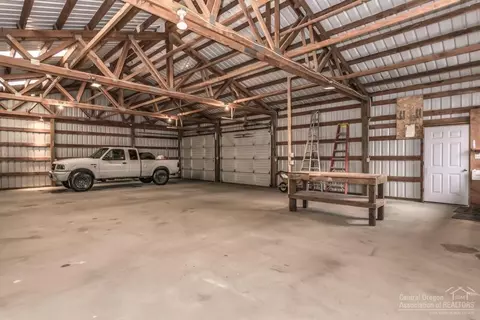63032 Terry Dr, Bend, OR 97701 photo 25