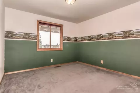 63032 Terry Dr, Bend, OR 97701 photo 18
