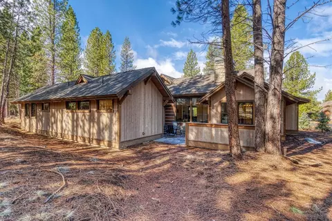 56587 Sunstone Loop, Bend, OR 97707 photo 24
