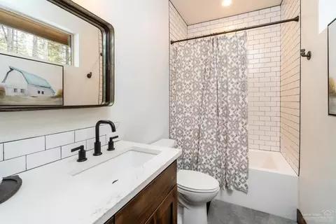 56587 Sunstone Loop, Bend, OR 97707 photo 16