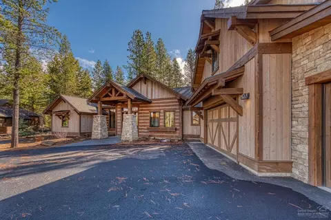 56587 Sunstone Loop, Bend, OR 97707 photo 25