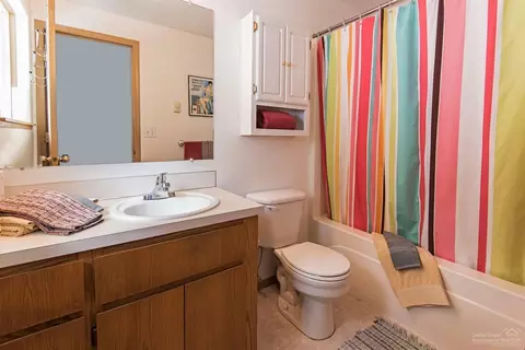 66492 Ponderosa Loop, Bend, OR 97703 photo 16