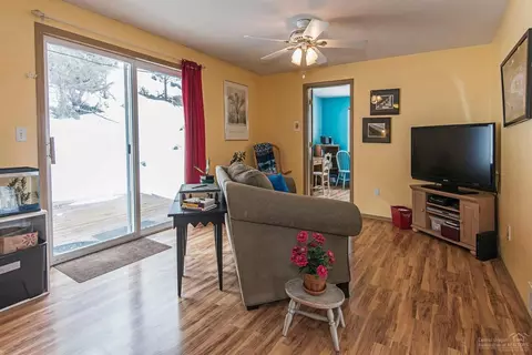 66492 Ponderosa Loop, Bend, OR 97703 photo 7