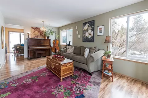 66492 Ponderosa Loop, Bend, OR 97703 photo 6