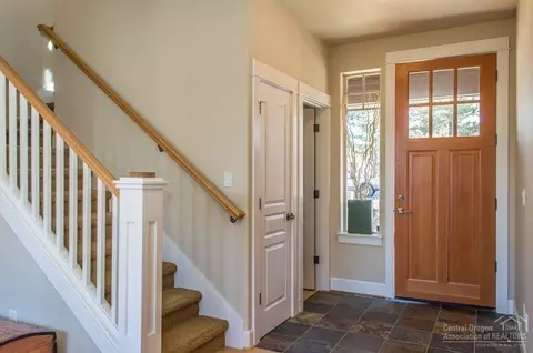 1683 NW Lewis St, Bend, OR 97703 photo 3