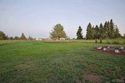 62660 Erickson Rd, Bend, OR 97701 photo 6