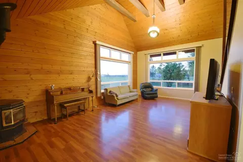 62660 Erickson Rd, Bend, OR 97701 photo 10