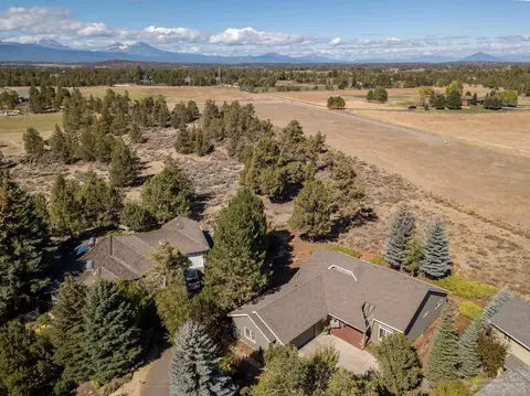 64761 Saros Ln, Bend, OR 97703 photo 22