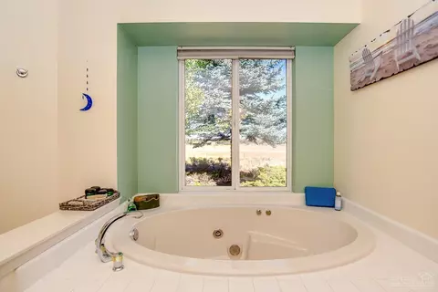 64761 Saros Ln, Bend, OR 97703 photo 13