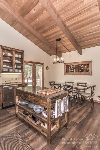 57484 Eagle Cap, Sunriver, OR 97707 photo 13