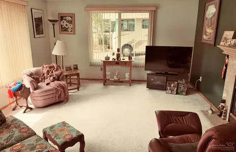 20280 Fairway Dr, Bend, OR 97702 photo 6