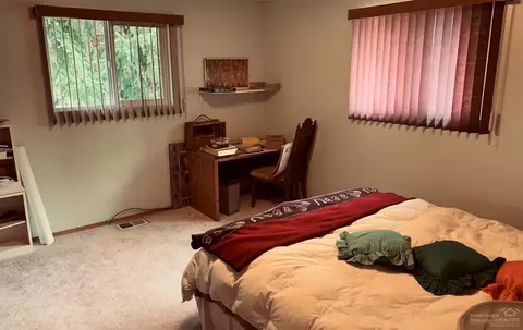 20280 Fairway Dr, Bend, OR 97702 photo 15