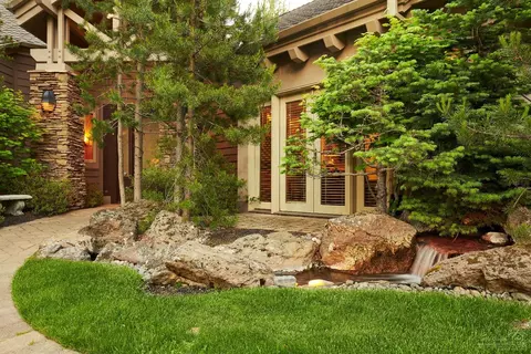 3210 NW Kidd Pl, Bend, OR 97703 photo 2