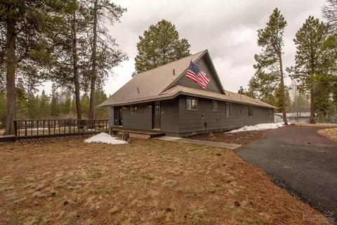 55357 Big River Dr, Bend, OR 97707 photo 3