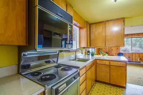 55357 Big River Dr, Bend, OR 97707 photo 8