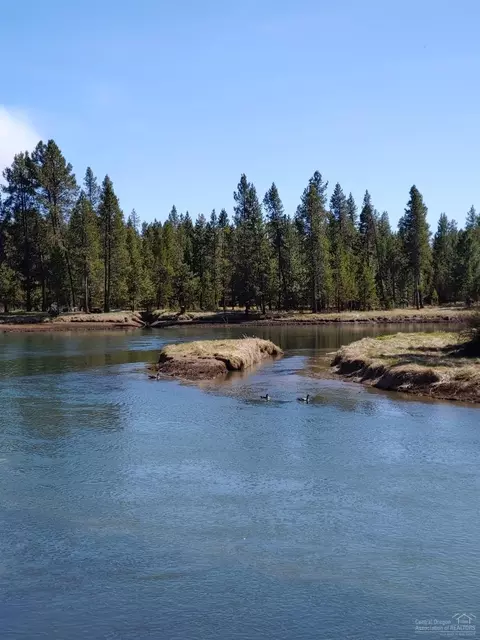 55357 Big River Dr, Bend, OR 97707 photo 2