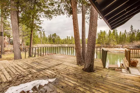 55357 Big River Dr, Bend, OR 97707 photo 4