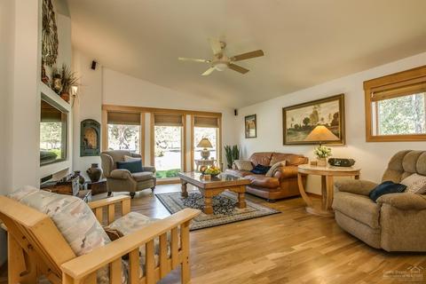67134 Gist Rd, Bend, OR 97703 photo 5
