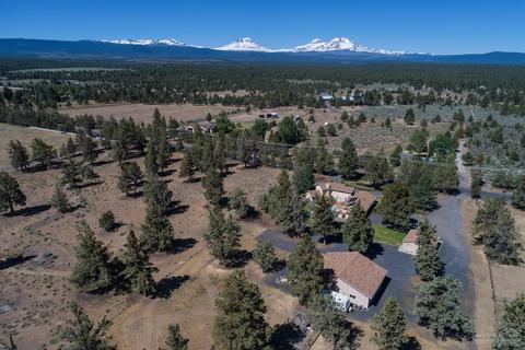 67134 Gist Rd, Bend, OR 97703 photo 23