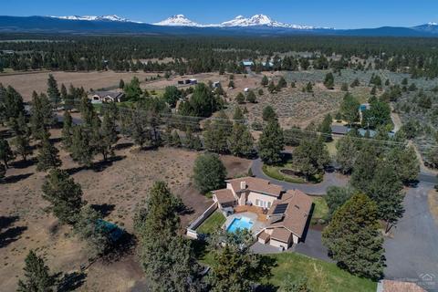 67134 Gist Rd, Bend, OR 97703 photo 1
