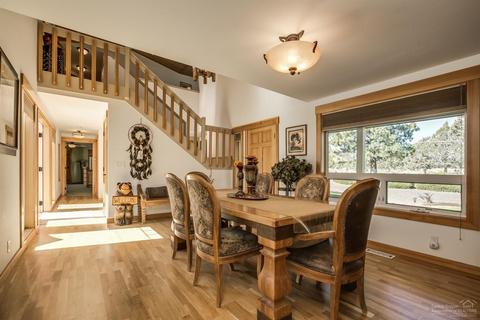 67134 Gist Rd, Bend, OR 97703 photo 9