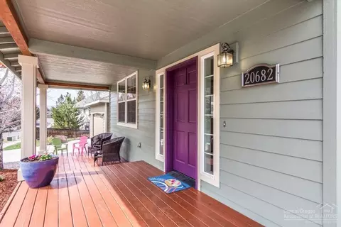 20682 Overton Pl, Bend, OR 97701 photo 2